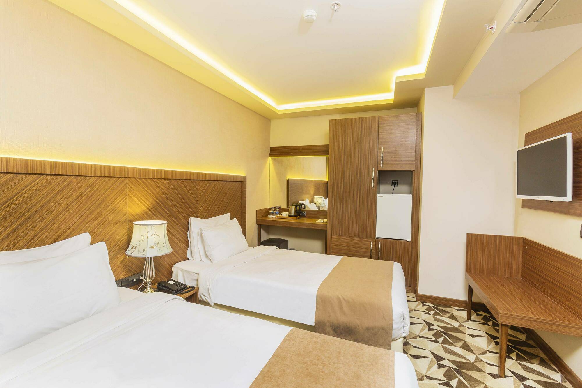 Taksim Time Hotel Istanbul Exterior photo