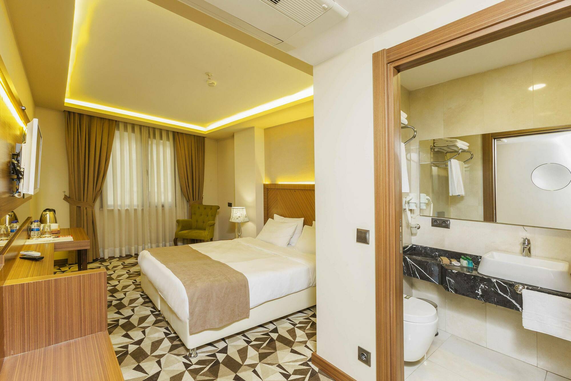 Taksim Time Hotel Istanbul Exterior photo